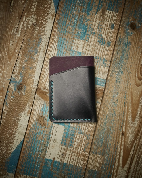 Porte-cartes Mini-Jax (Noir &amp; Prune + Fil turquoise)